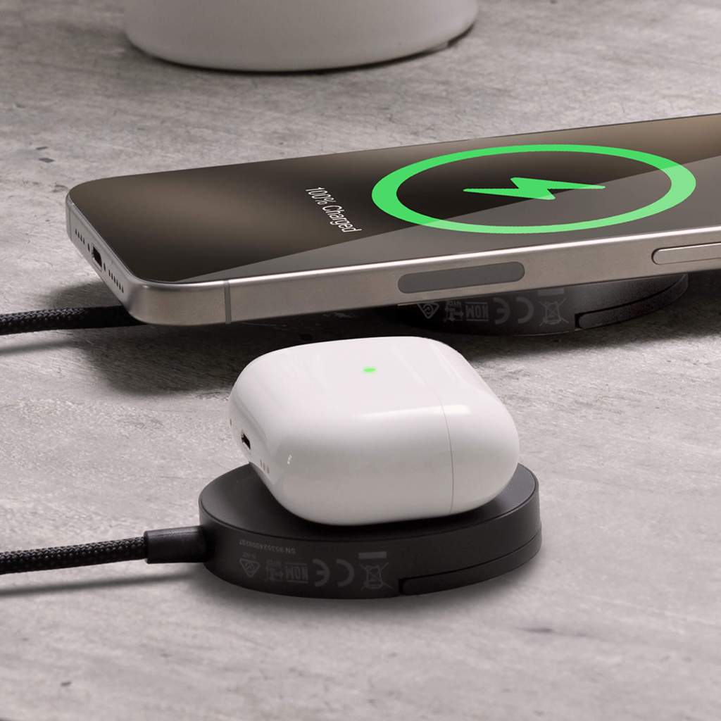 Mophie Qi2 Certified Wireless Charging Pad for iPhone 16/15/14/13/12 Series / Airpods